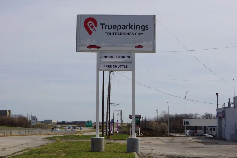 Trueparkings: Kansas City International Airport (KCI/MCI)|Gallery