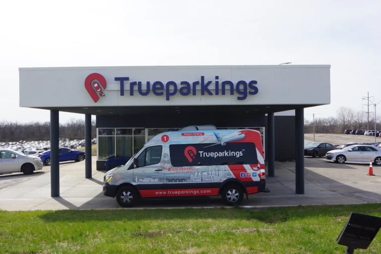 Trueparkings: Kansas City International Airport (KCI/MCI)|Gallery