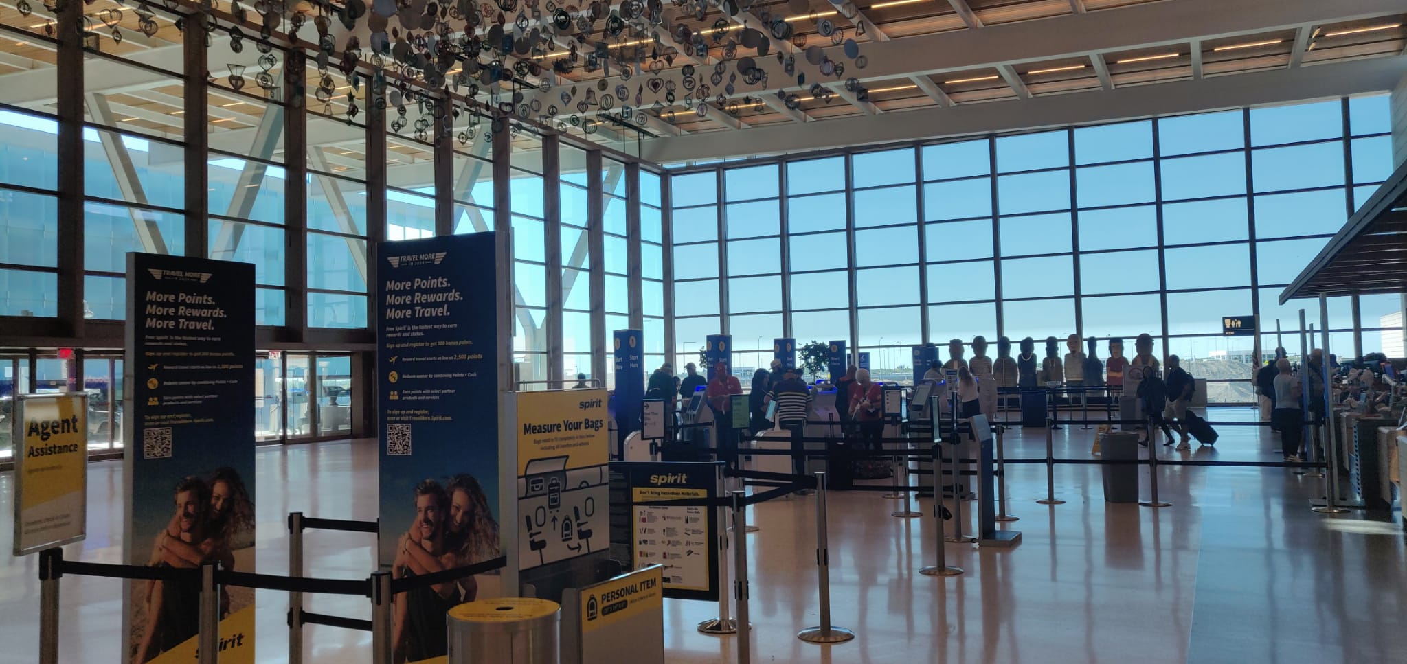 Trueparkings: Kansas City International Airport (KCI/MCI) | Save on Long-Term Parking at MCI: A Kansas Traveler's Guide